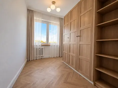 3 pokoje, 51 m² po remoncie — ul. Witkacego — pokój 1